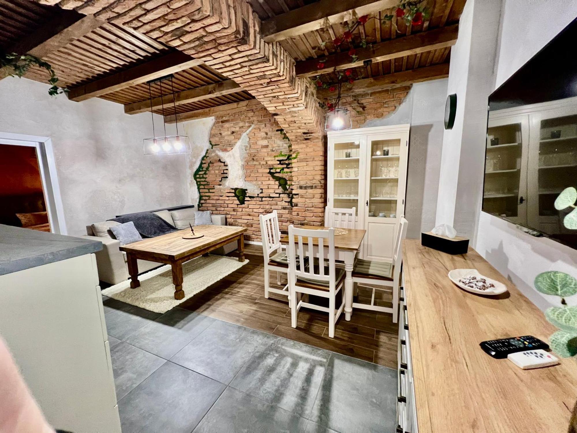 Star Center Sibiu Apartment ภายนอก รูปภาพ
